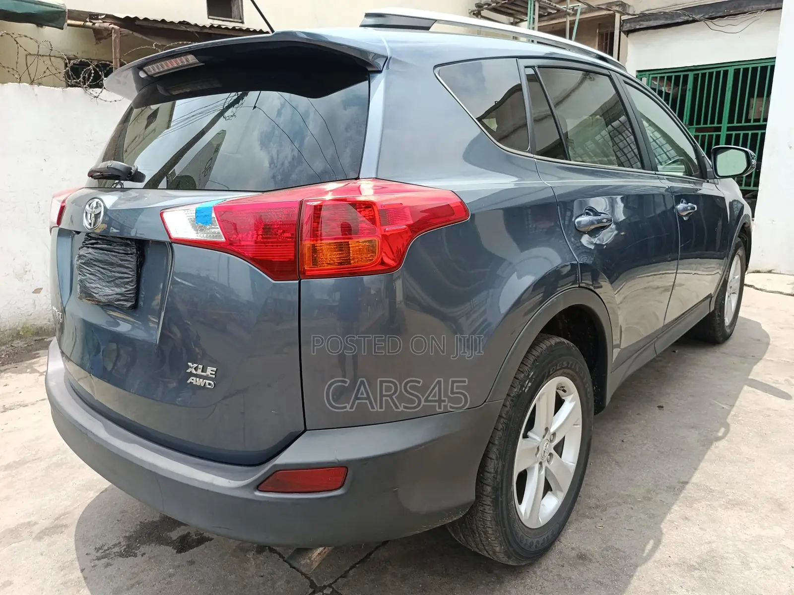 Toyota RAV4 2014 Blue