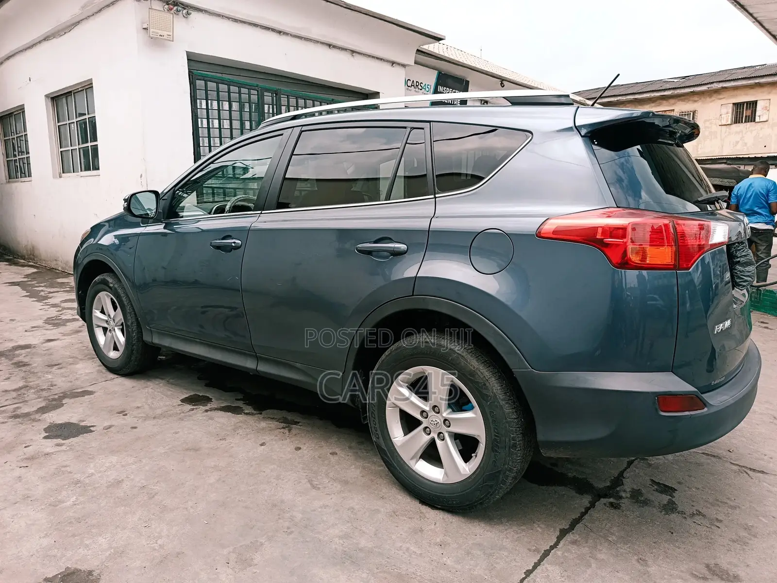 Toyota RAV4 2014 Blue