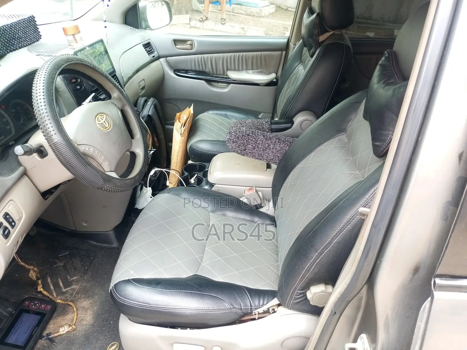 Toyota Sienna 2004 Gray