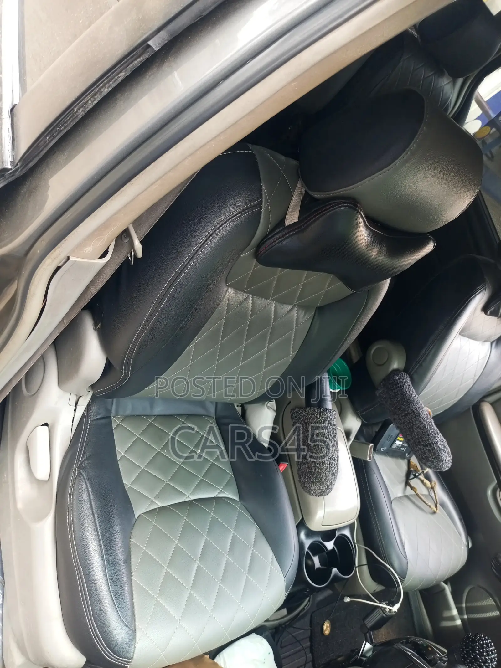 Toyota Sienna 2004 Gray