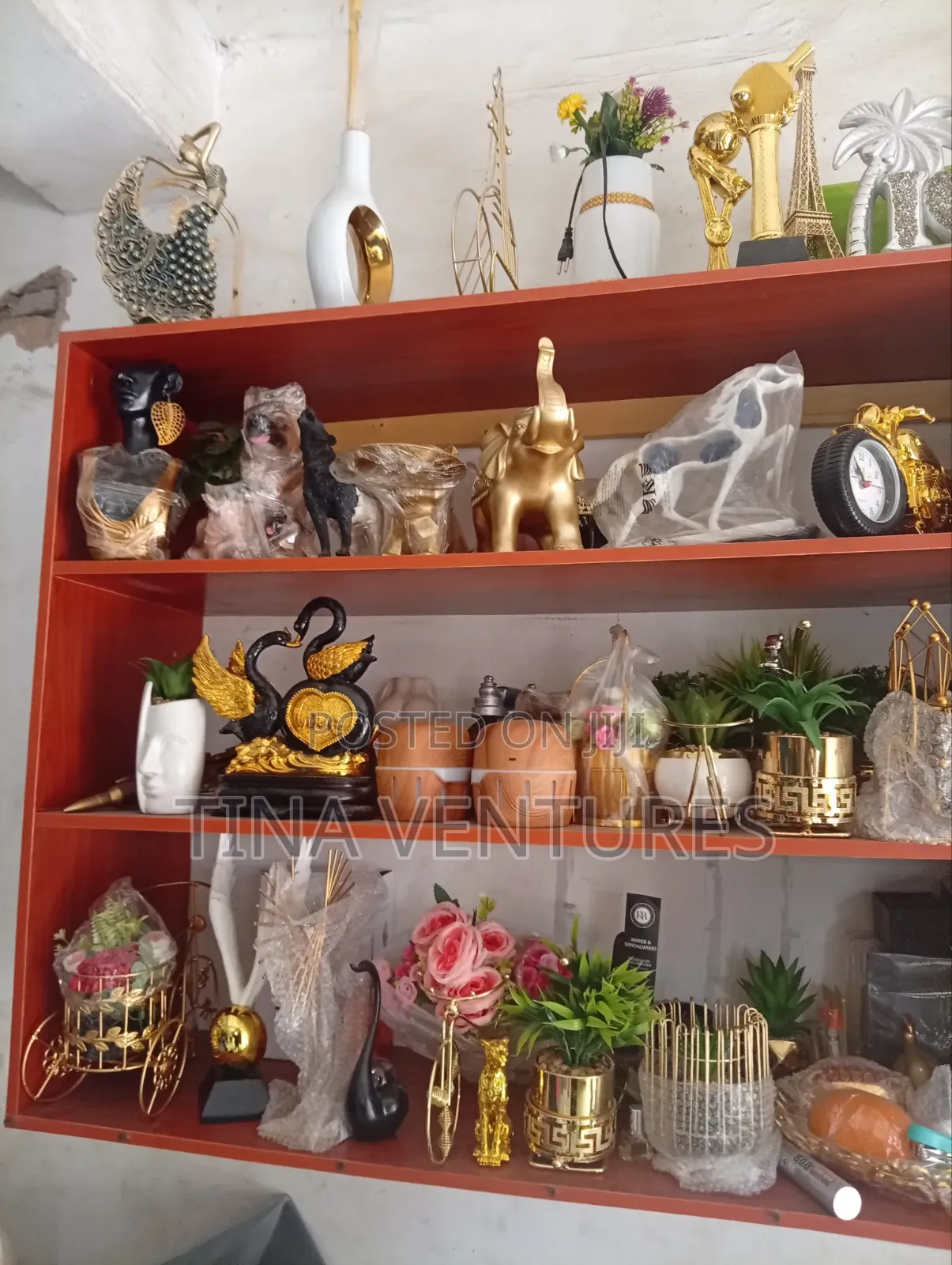 Figurines and Statues Available in Bulk. Original Quality.