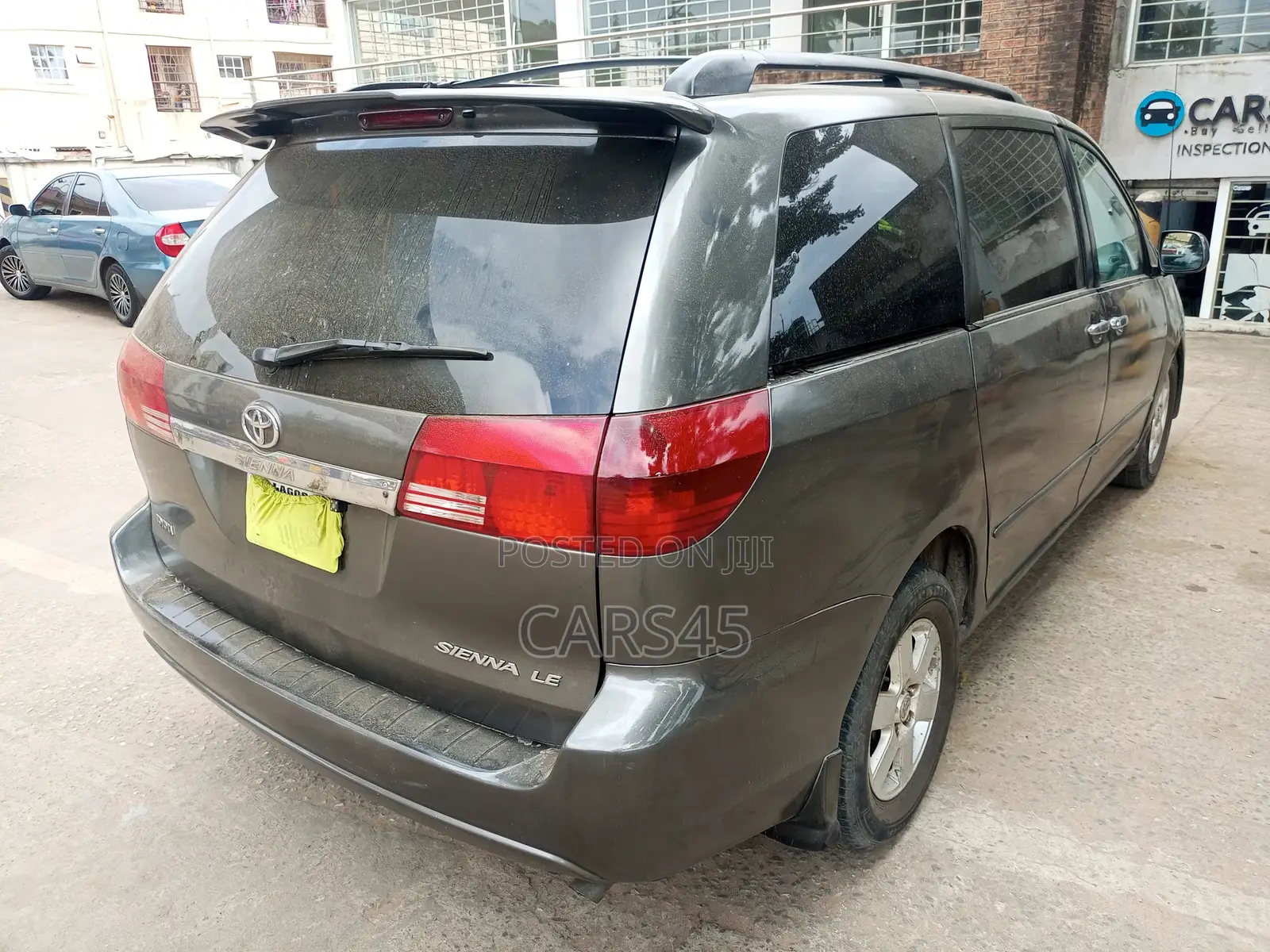Toyota Sienna 2004 Gray