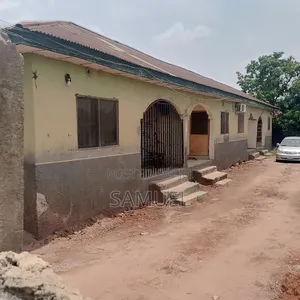 1bdrm Block of Flats in Kubwa for sale