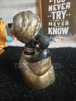 Figurines and Statues 
Available in Bulk. 
Original Quality.