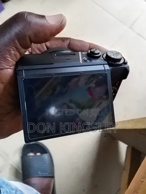 Canon G7X Mark3 Camera. Body