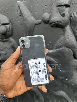 Apple iPhone 11 64 GB Black
