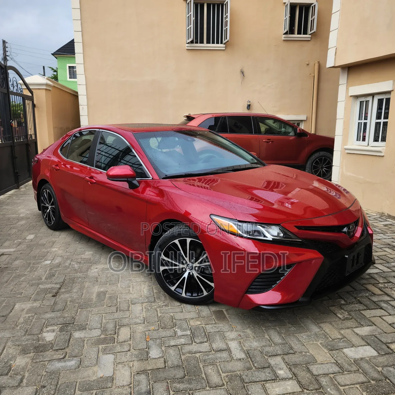 Toyota Camry 2019 Red
