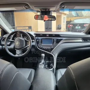 Toyota Camry 2019 Red