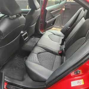 Toyota Camry 2019 Red