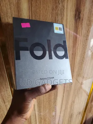 New Samsung Galaxy Z Fold4 512 GB Black