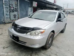 Toyota Camry 2002 Silver