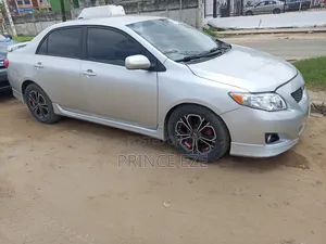 Toyota Corolla 2009 Silver