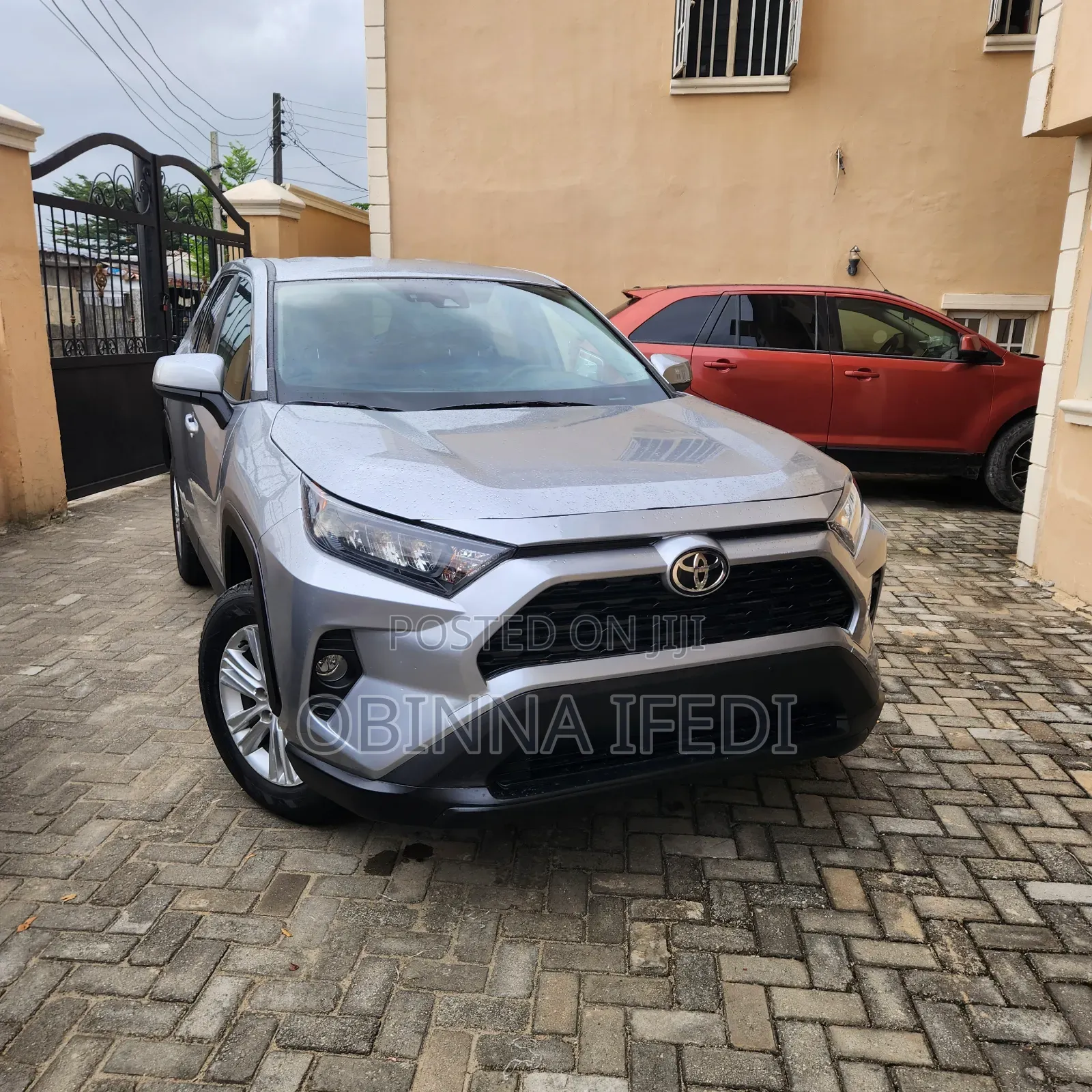 Toyota RAV4 2022 Silver