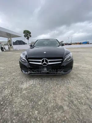 Mercedes-Benz C300 2017 Black
