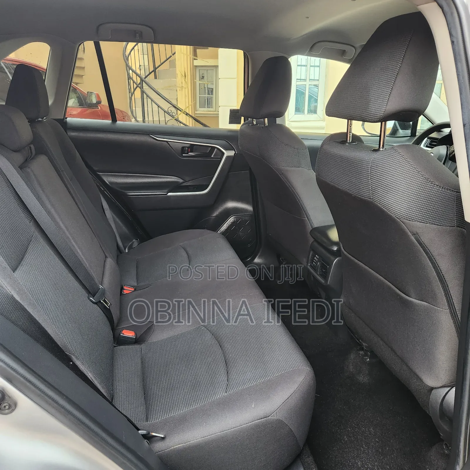 Toyota RAV4 2022 Silver