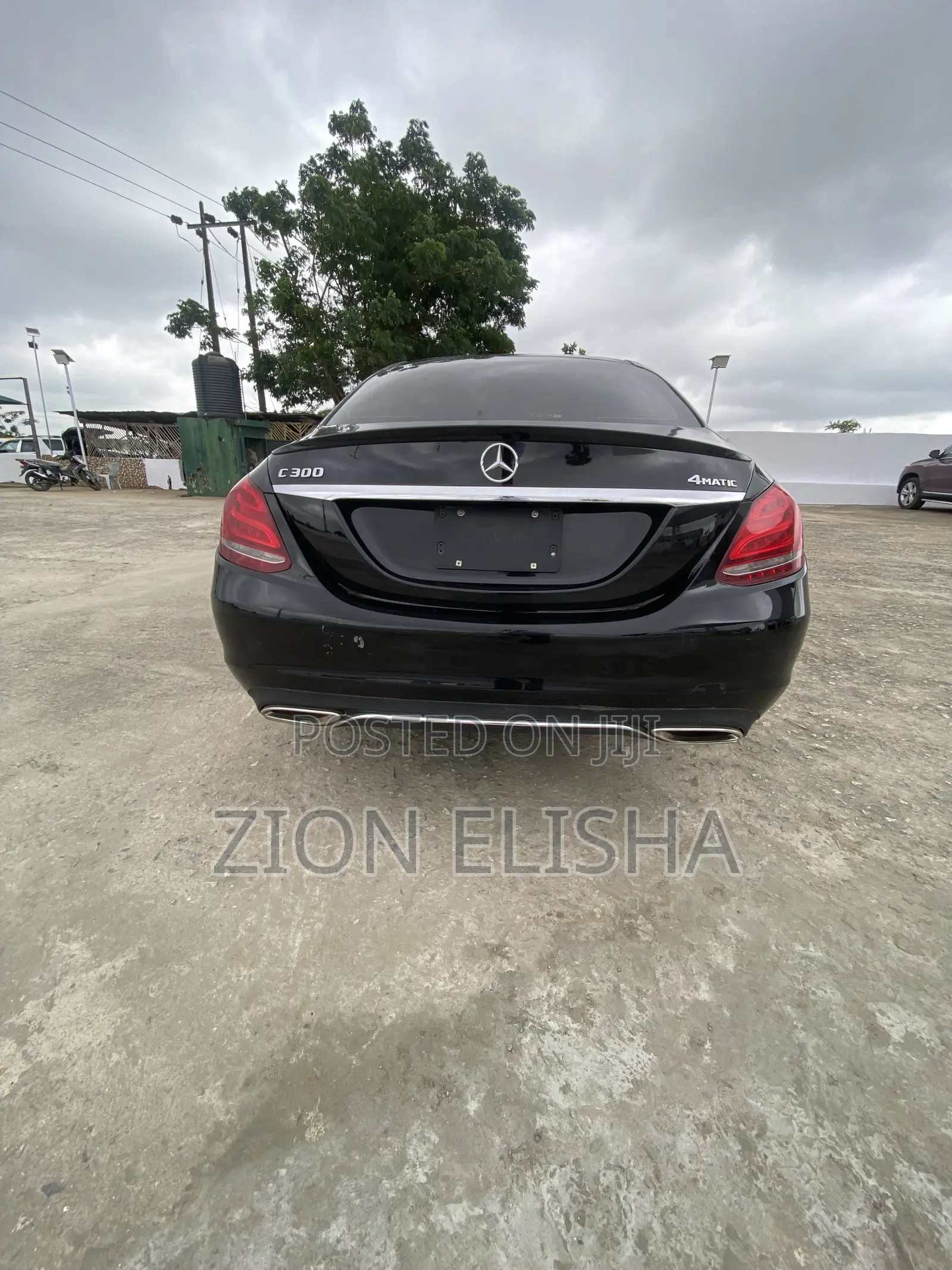 Mercedes-Benz C300 2017 Black