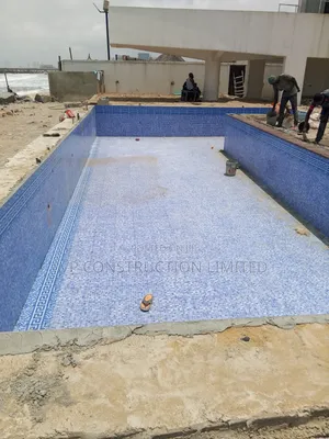 Big Swimming Pool