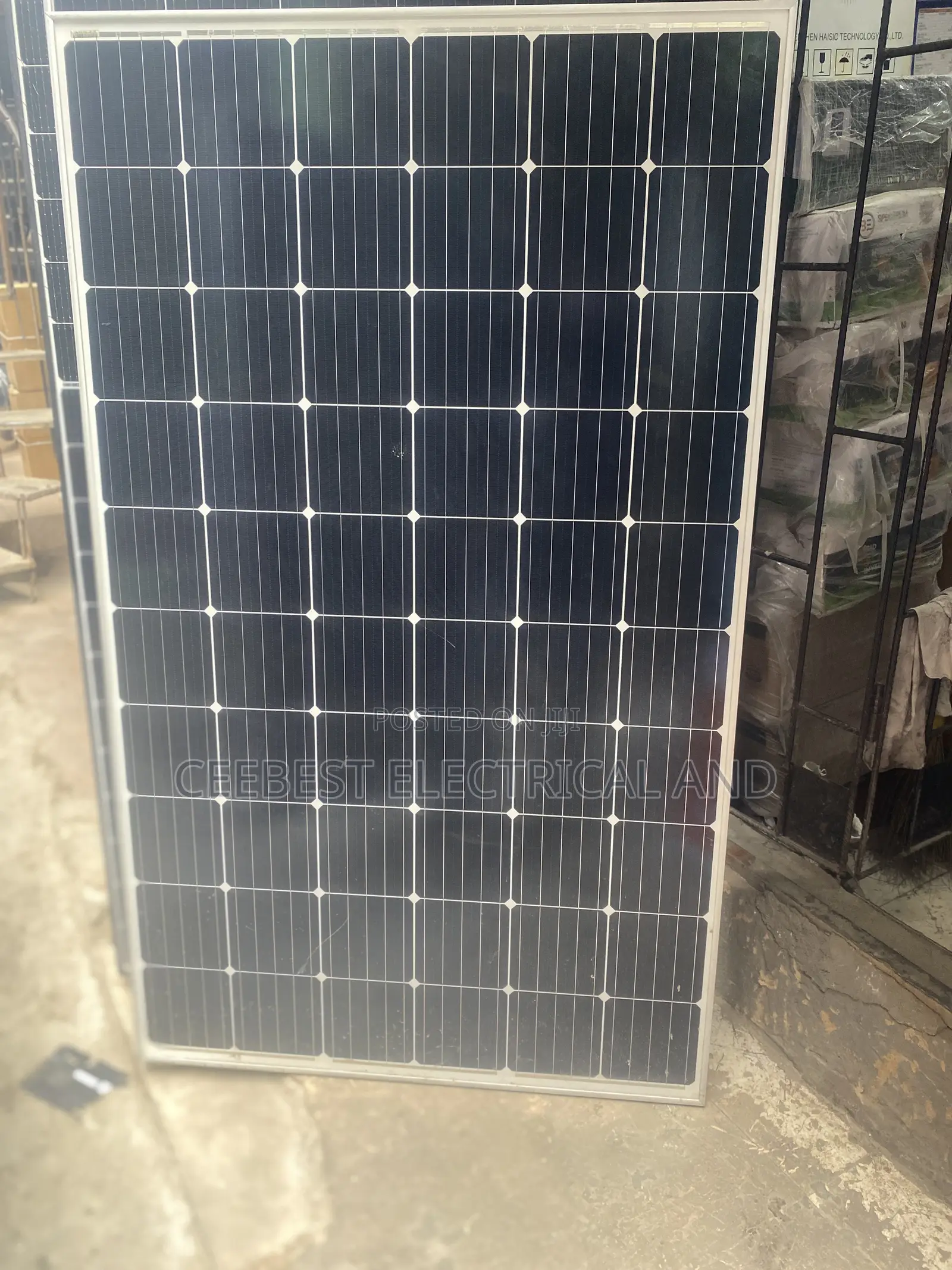200W of Jinko Solar Panel Available With High