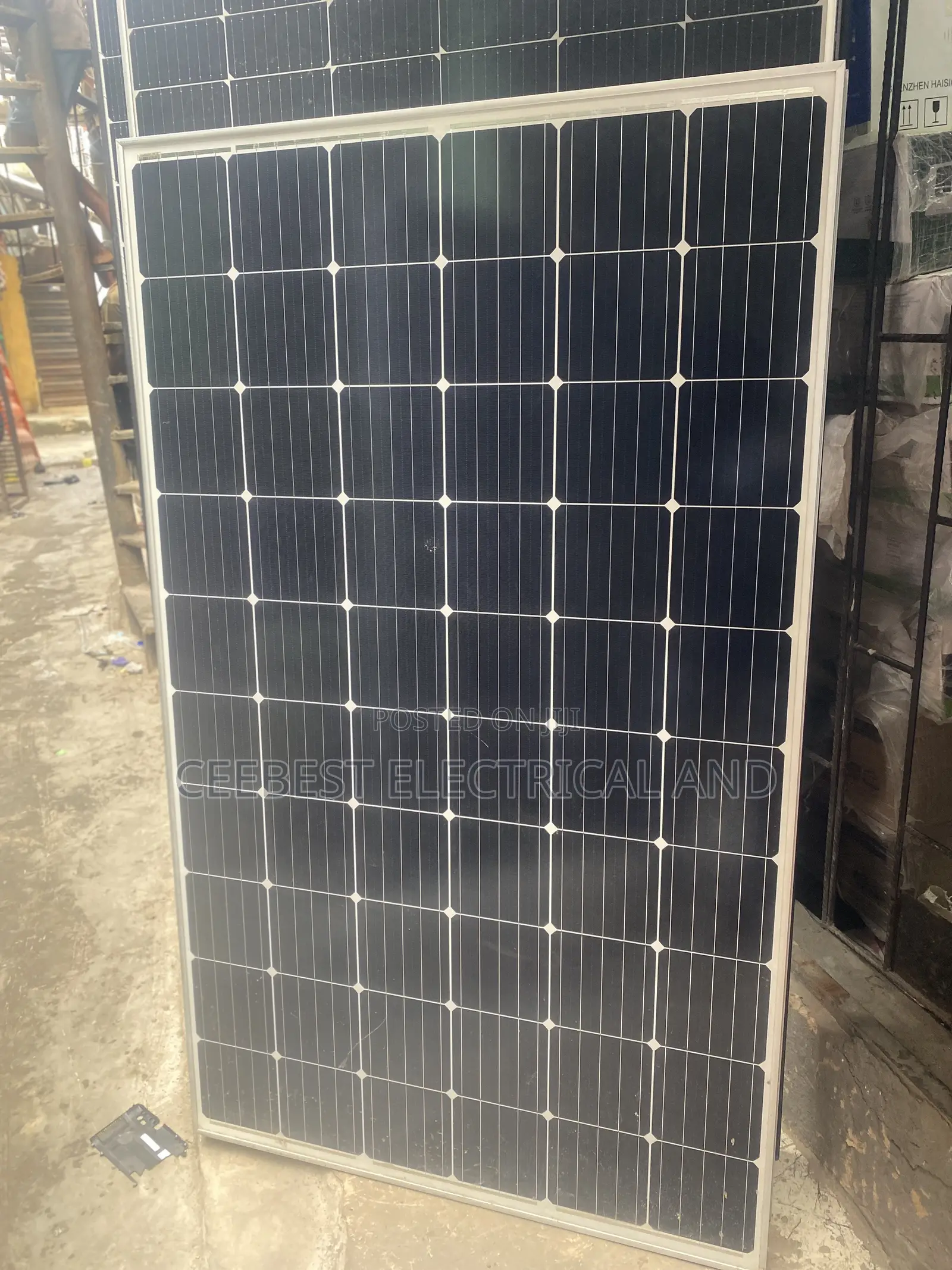 200W of Jinko Solar Panel Available With High