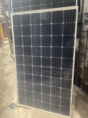 200W of Jinko Solar Panel Available With High