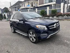 Mercedes-Benz GLE-Class GLE 350d 4MATIC 2017 Blue