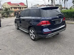 Mercedes-Benz GLE-Class GLE 350d 4MATIC 2017 Blue
