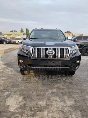 Toyota Land Cruiser Prado 2018 Black