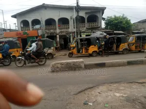 4bdrm House in Dopemu for sale