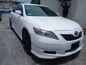 Toyota Camry SE 4dr Sedan (2.4L 4cyl 5A) 2007 White