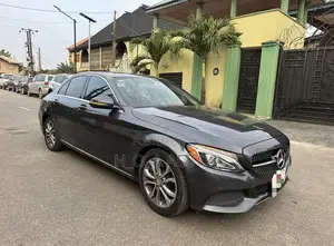 Mercedes-Benz C300 2016 Gray