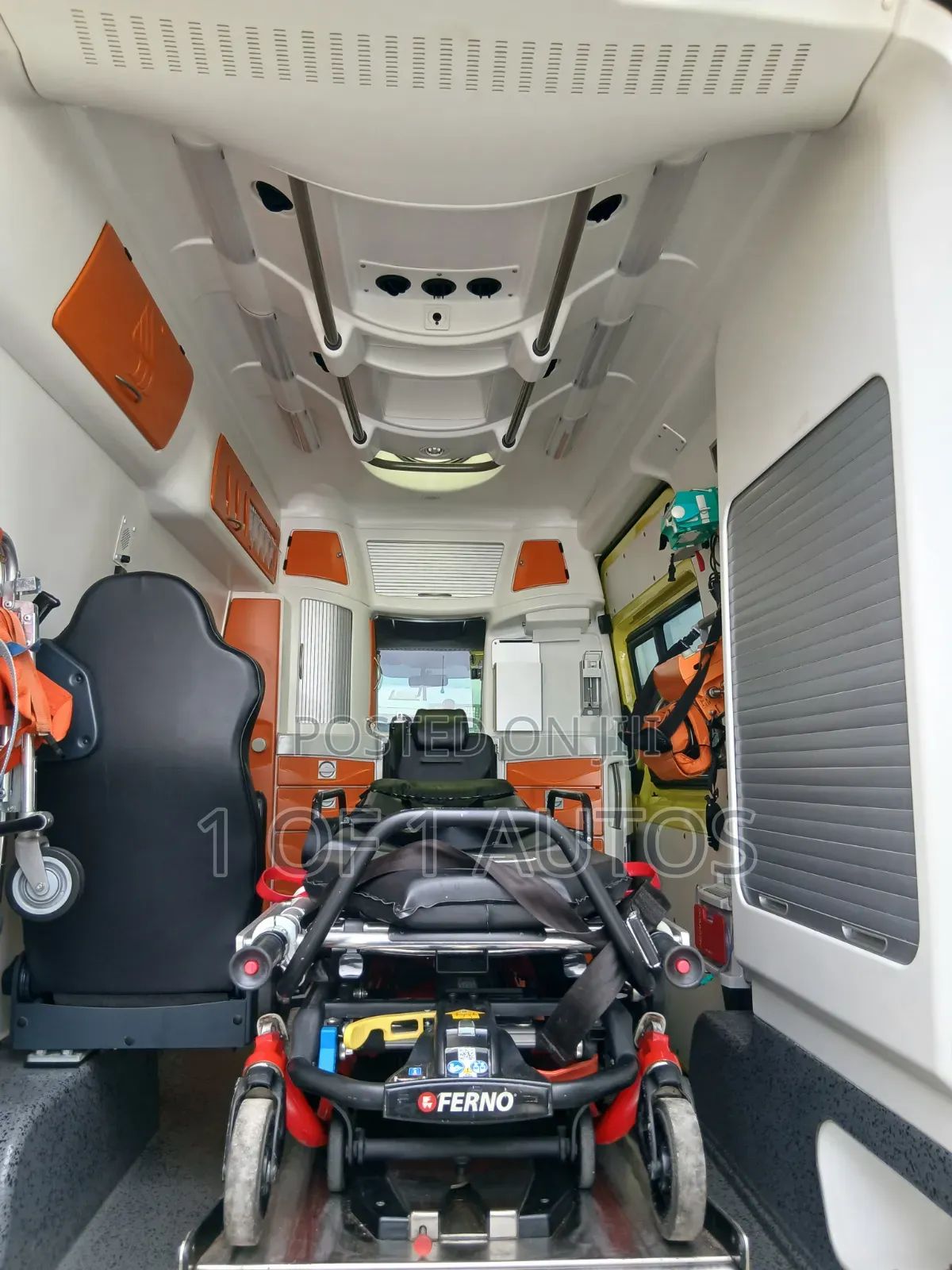 Mercedes-Benz Sprinter 2017 Yellow