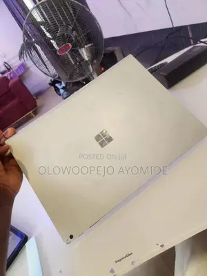 Laptop Microsoft Surface Book 2 16GB Intel Core i7 SSD 256GB