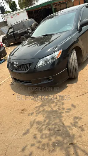 Toyota Camry SE 4dr Sedan (2.5L 4cyl 6AM) 2010 Black