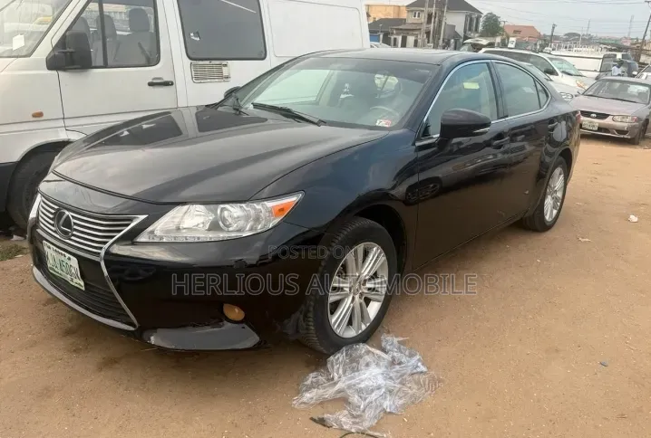 Lexus ES 2014 Black