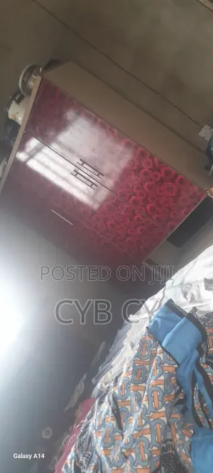 Wardrobe Shelf