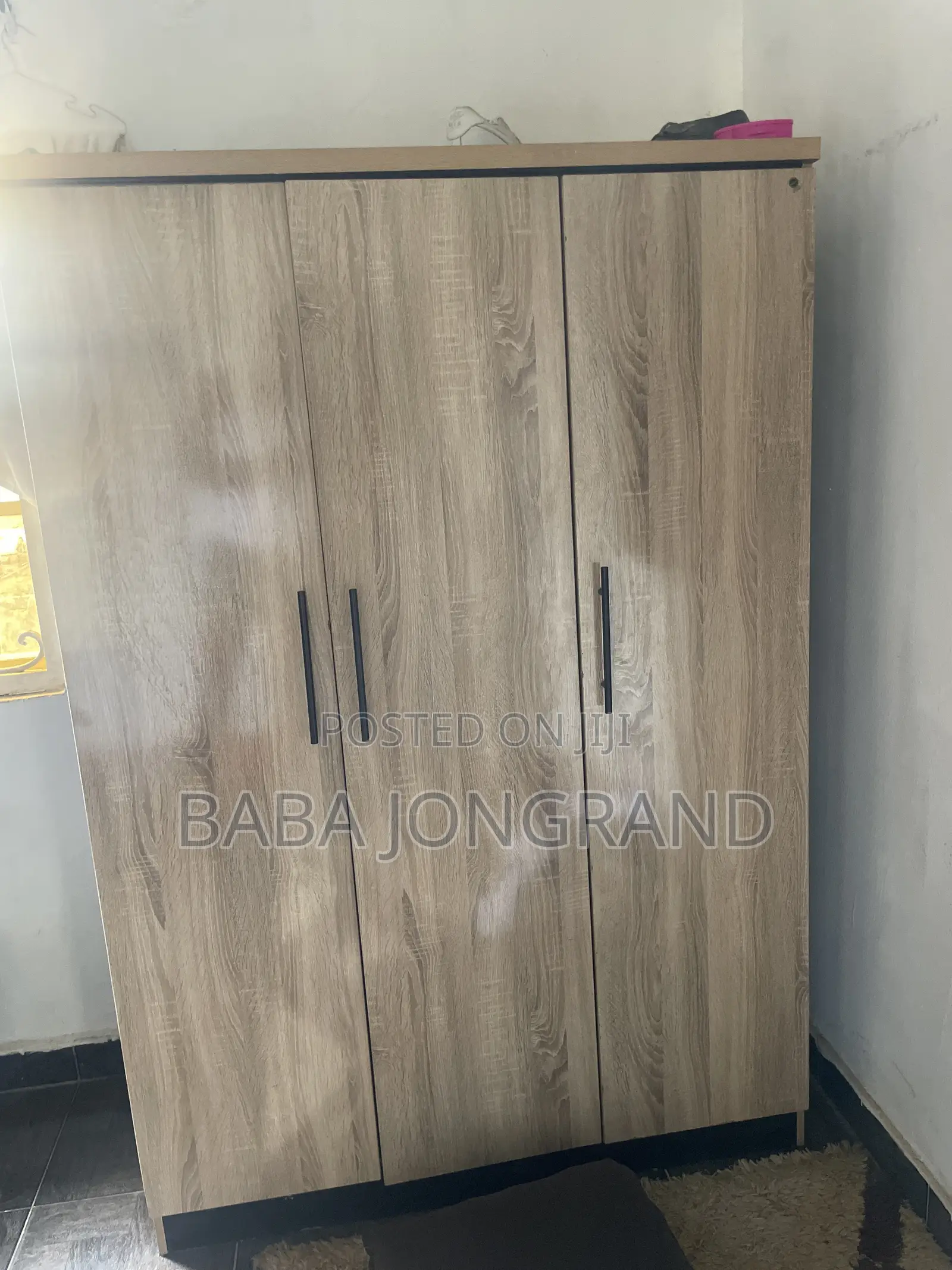 Wardrobe 3 Doors