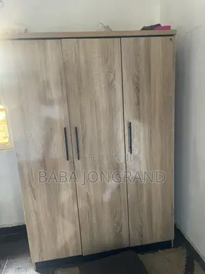 Wardrobe 3 Doors