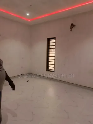 2bdrm Apartment in Opic, Magodo Isheri for rent