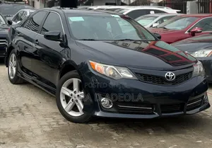 Toyota Camry 2013 Black