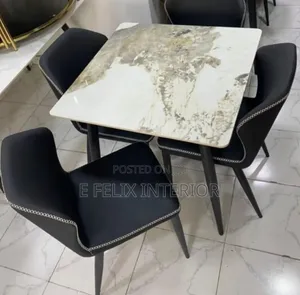 Multi Colored 4 Seater Dinning Table