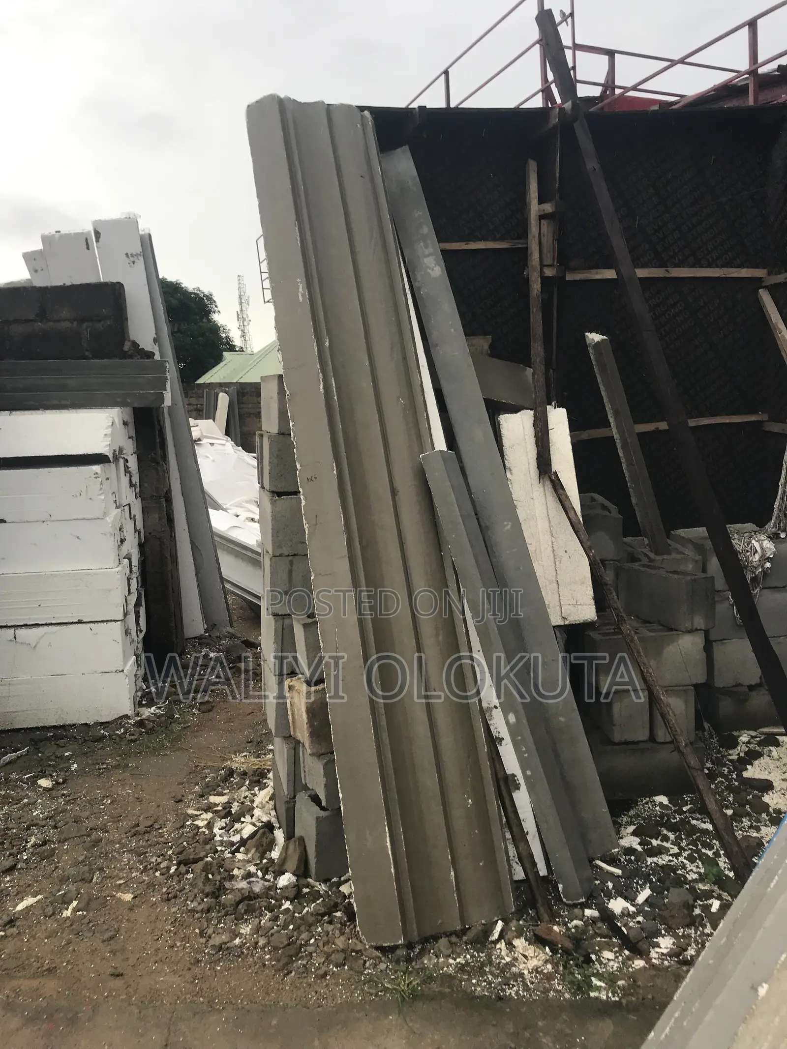 Polystyrene Paraphet and Board