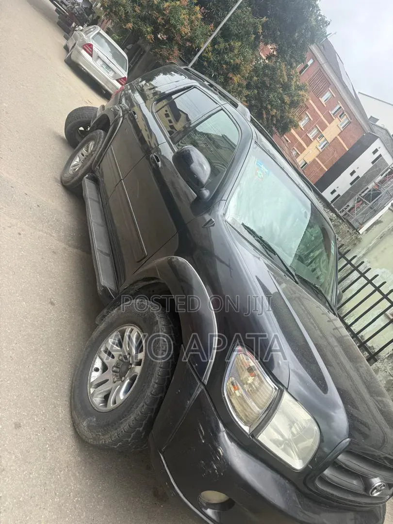 Toyota Sequoia 2003 Black