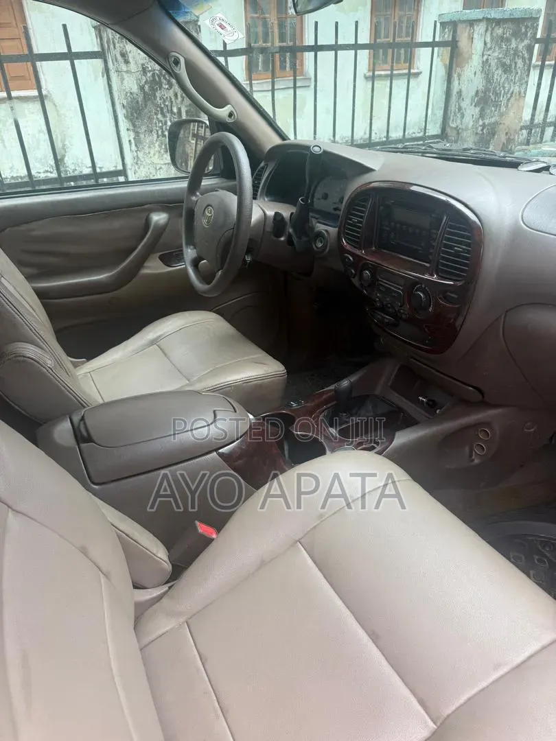 Toyota Sequoia 2003 Black