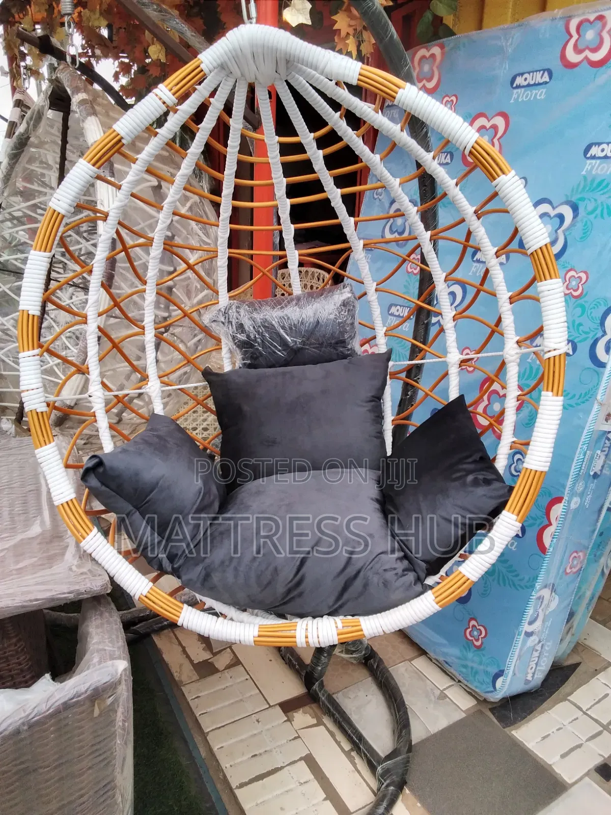 Imported Hanging Swing With Cusion