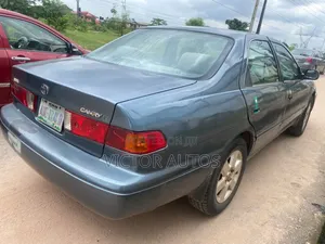 Toyota Camry 2002 Blue