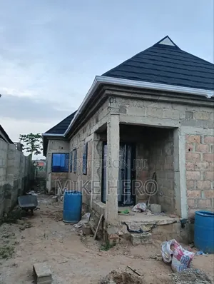 4bdrm Bungalow in Ikorodu for sale
