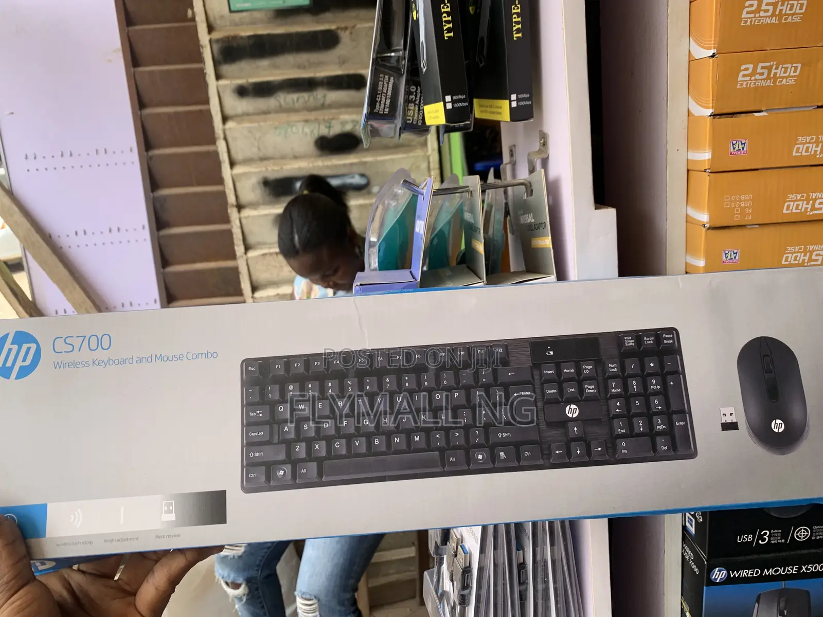 HP CS700 Wireless Keyboard and Mouse Combo.