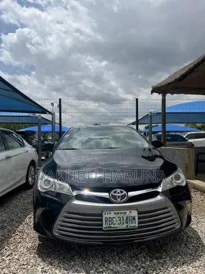 Toyota Camry XLE 4dr Sedan (2.5L 4cyl 6A) 2017 Black