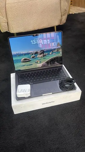Laptop Apple MacBook Pro 2025 M5 24GB Apple M5 SSD 1T
