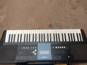 Yamaha PSR E333 Digital Keyboard